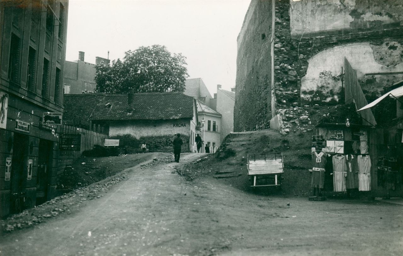 Pogled na Dolac pod zidom, oko 1925. (foto Vladimir Horvat)